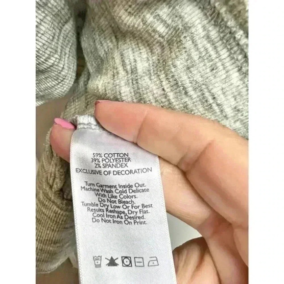 Eddie Bauer Cowl Neck Long Sleeve‎ Tee - Picture 4 of 7